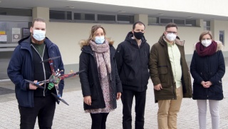 Roje dronów nad naszymi głowami. To przyszłość, choć prace już trwają [wideo]