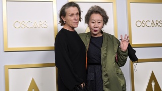 Oscary 2021: Nomadland Chloe Zhao z Oscarem dla najlepszego filmu