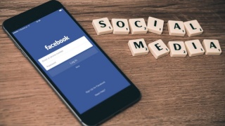 Washington Post pisze o wpływie Facebooka na polityczną polaryzację w Polsce