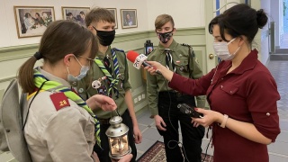 Betlejemskie Światło Pokoju w Polskim Radiu PiK. Byli u nas harcerze [zdjęcia, wideo]