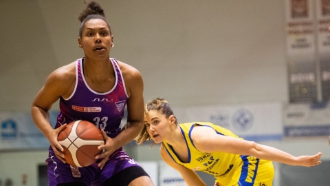 Energa Basket Liga Kobiet - Wygrana Energi i pogrom Basketu 25 na koniec rudny zasadniczej