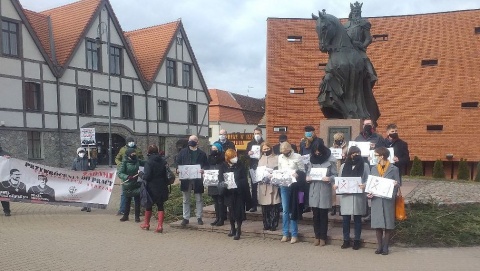 Solidarni z odsuniętymi sędziami. Manifestacja w Bydgoszczy