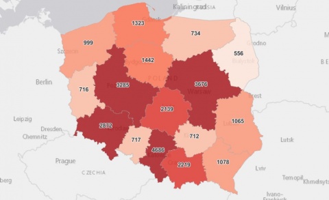 28,5 tys. nowych zakażeń w Polsce, 768 osób nie żyje. Koronawirus nie odpuszcza