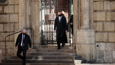 Prezydent Andrzej Duda modlił się na Wawelu w rocznicę katastrofy smoleńskiej