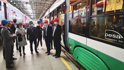 Pierwszy tramwaj Pesy dla byłej stolicy Rumunii rozpoczął testy homologacyjne