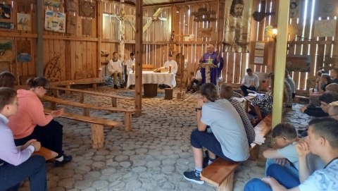 Rekolekcje jezuickie w Suchej. Młodzi przyjeżdżają tam od 1977 roku [zdjęcia]