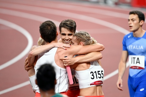 Polska sztafeta mieszana 4x400 m w finale z rekordem Europy