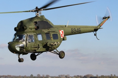 Trzy śmigłowce Mi-2 przelecą nad Tucholą z okazji Święta Wojska Polskiego