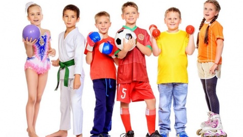 Trochę nauki, trochę sportu - TKKF Toruń wyciąga do dzieci pomocną dłoń