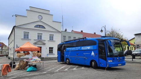 Kujawsko-pomorski szczepionkobus ciągle w drodze. W sobotę dotarł do Nieszawy