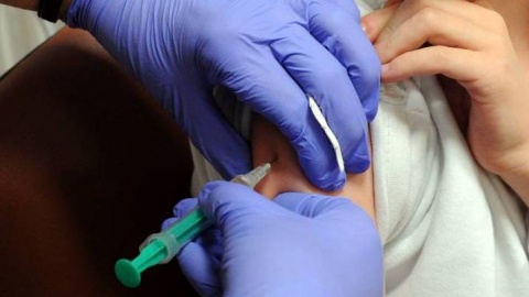 Rejestracja na trzecią dawkę szczepionki - minister zdrowia podaje termin