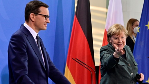 Morawiecki: Trzeba planować kolejne sankcje, w tym sankcje handlowe