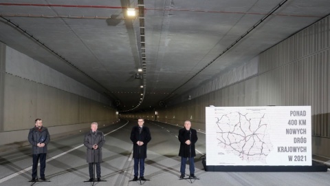 Ponad dwa kilometry jazdy. To najnowocześniejszy i najdłuższy tunel w Polsce