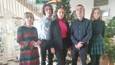 Sukces uczniów z IV LO w Toruniu. Otrzymali ministerialne stypendia