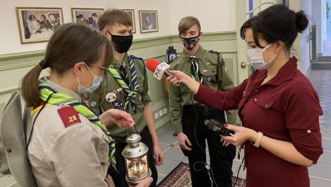 Betlejemskie Światło Pokoju w Polskim Radiu PiK. Byli u nas harcerze [zdjęcia, wideo]