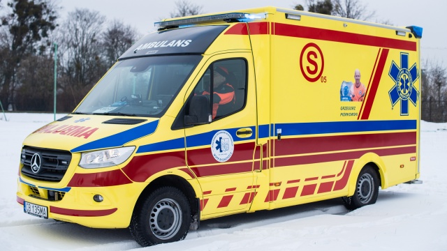 Nowy ambulans bydgoskiego pogotowia. Jak z amerykańskiego filmu [zdjęcia]