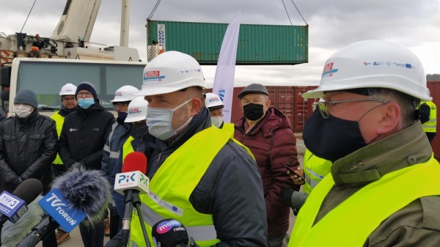 Historyczny rejs Wisłą. Towar na eksport załadowany. Kierunek: Gdańsk [wideo, foto]