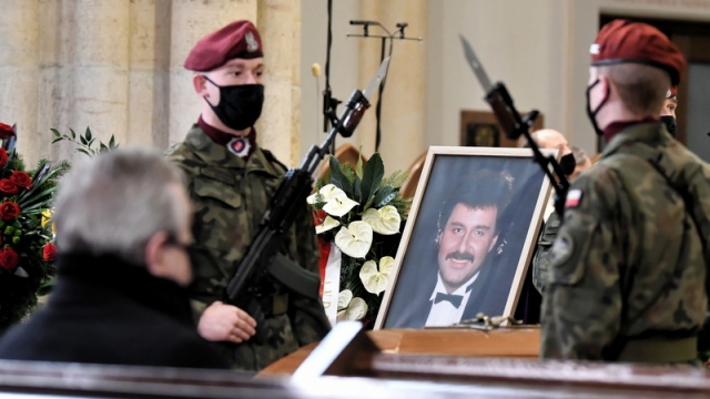 Pożegnanie Krzysztofa Krawczyka. Msza i pogrzeb były transmitowane [zdjęcia]