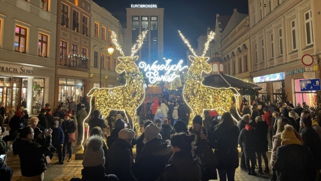 Które miasto w regionie najpiękniej świeci Głosuj na Świetlną stolicę Polski