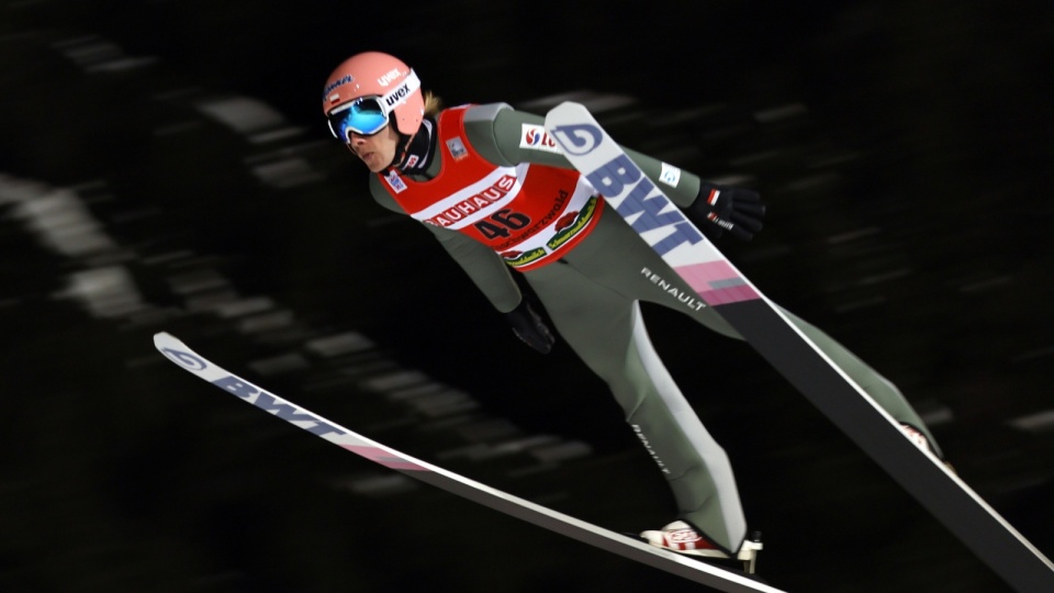 Dawid Kubacki zajął szóste miejsce w konkursie Pucharu Świata w skokach narciarskich w Titisee-Neustadt. Fot. PAP/EPA