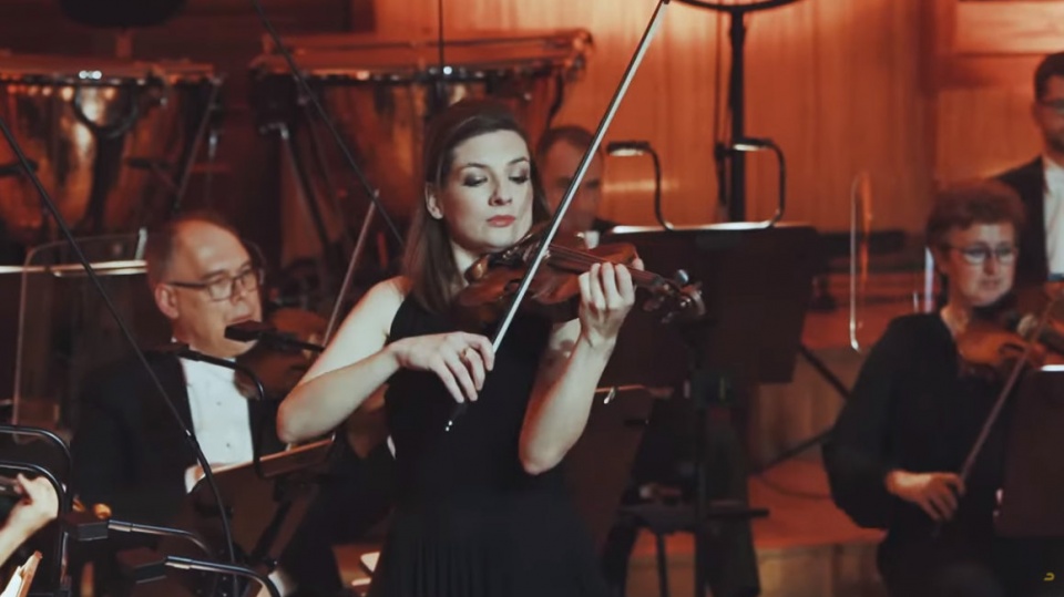 Maria Sławek i Capella Bydgostiensis w Koncercie na skrzypce i orkiestrę G-dur Mozarta/fot. YouTube