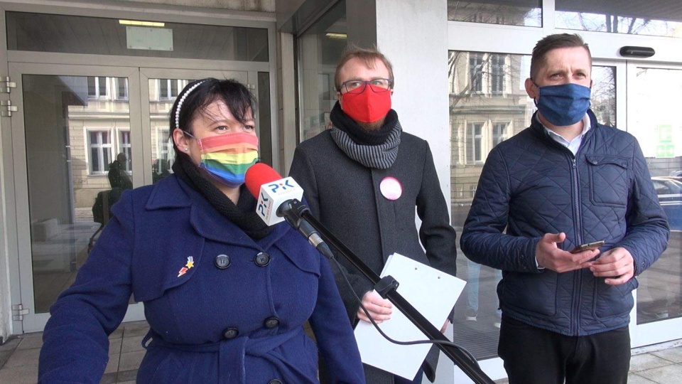 W Bydgoszczy Lewica Razem zorganizowała konferencję prasową z okazji Międzynarodowego Dnia Walki z Depresją. Fot. JW