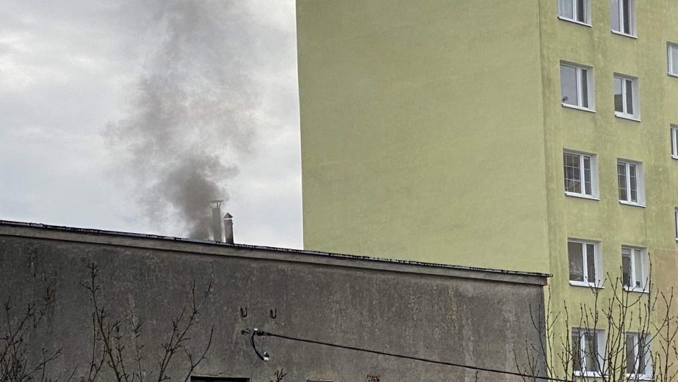 Regionalny Wydział Monitoringu Środowiska w Bydgoszczy ostrzega przed wysokim zanieczyszczeniem powietrza i przekroczeniami pyłu PM10. Fot. Archiwum