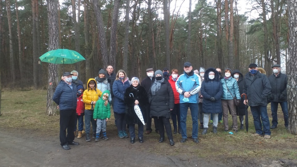 Mieszkańcy apelują, aby pozostawić w tym miejscu las i utworzyć miejski park leśny/fot. Adriana Andrzejewska-Kuras