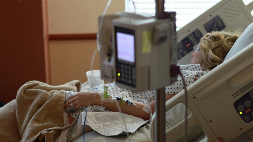 Szpital w Świeciu wstrzymał przyjmowanie chorych z COVID-19/fot. Pixabay
