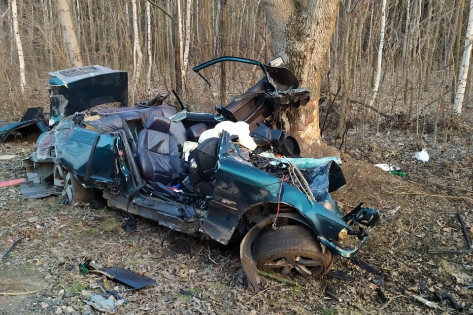 Skutki wypadku w Bobrowie. Fot. Policja