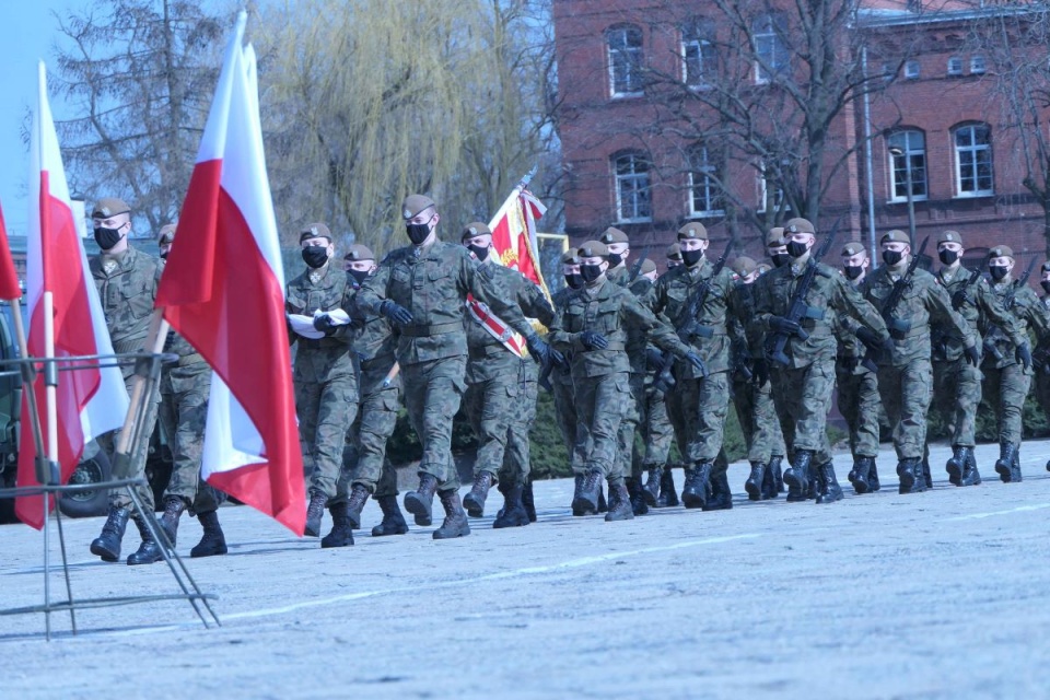 W Inowrocławiu 42 ochotników złożyło uroczystą przysięgę/fot. Paweł Banasiak