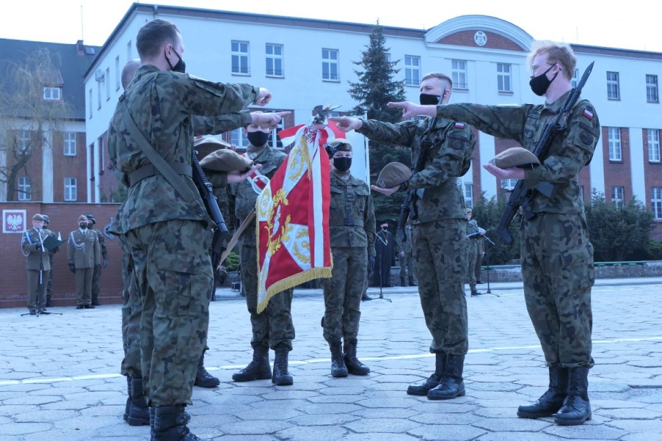 W Inowrocławiu 42 ochotników złożyło uroczystą przysięgę/fot. Paweł Banasiak