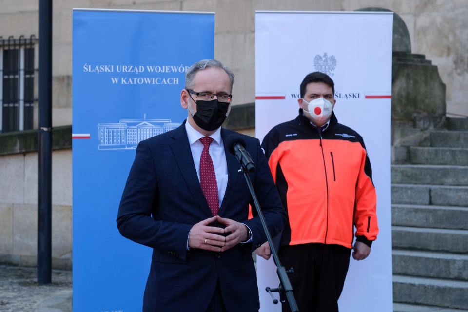 Minister zdrowia Adam Niedzielski podczas konferencji prasowej w Katowicach/fot. Andrzej Grygiel, PAP