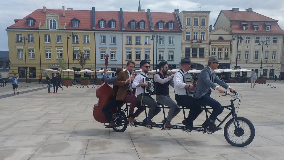 Orkiestra Na Dużym Rowerze. Fot. Jolanta Fischer