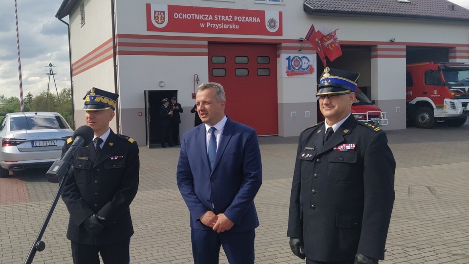 Również w piątek generał Andrzej Bartkowiak spotkał się ze strażakami ochotnikami w Przysiersku koło Świecia/fot. Marcin Doliński