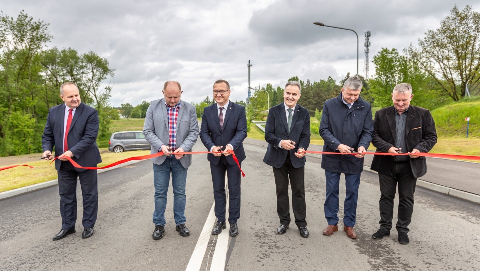 Uroczyście otwarto również Golubsko-Dobrzyński Park Przemysłowo-Technologiczny. Fot. Szymon Ździebło tarnatoga.pl dla UMWKP