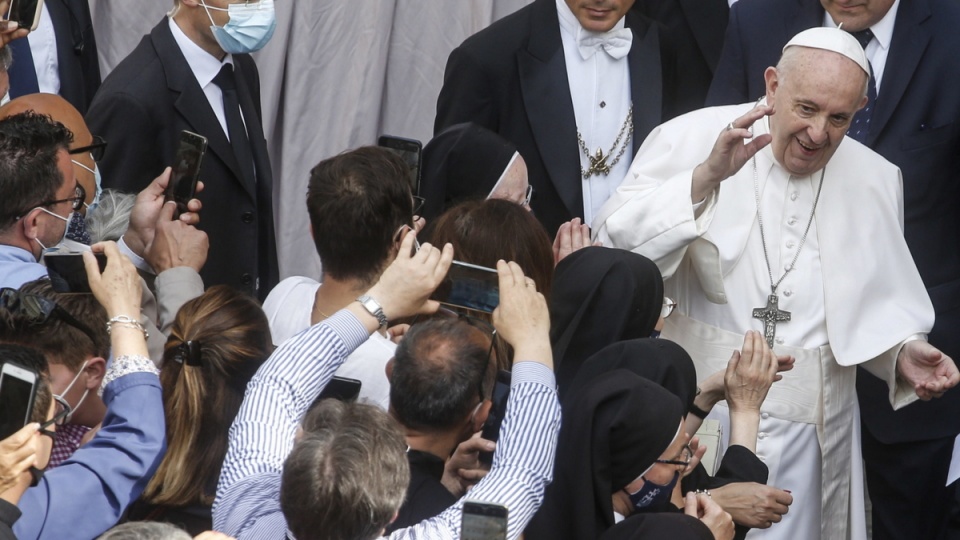 Papież Franciszek podczas audiencji generalnej w Watykanie/fot. PAP, EPA