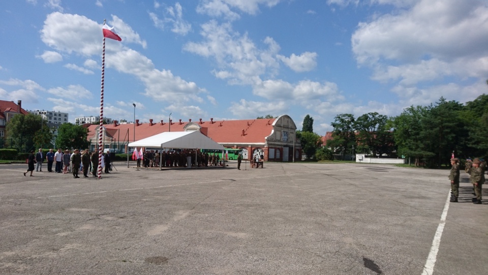 Płk Krzysztof Leszczyński pożegnał się ze stanowiskiem komendanta Centrum Szkolenia Wojsk Obrony Terytorialnej w Toruniu/fot. Michał Zaręba