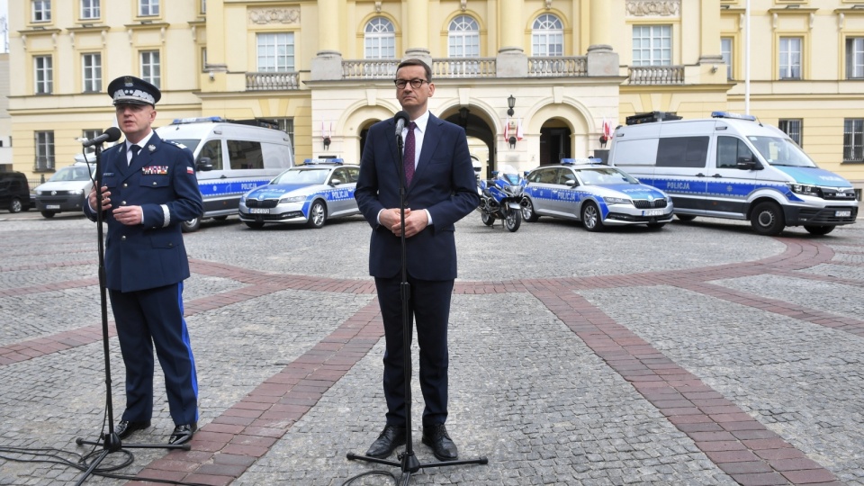 Zmiany dotyczące bezpieczeństwa na polskich drogach to są bardzo ważne zmiany i oczekiwane przez funkcjonariuszy polskiej policji. Fot. PAP/Radek Pietruszka