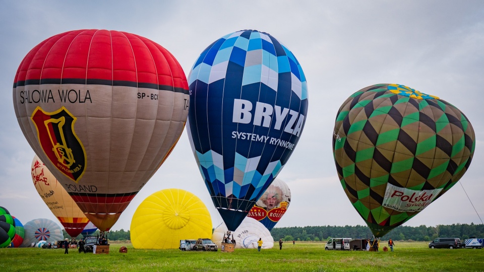 Przeloty pokazowe balonów na gorące powietrze w piątek otworzyły Fot. Materiały ogranizatora/Bartosz Bujarski