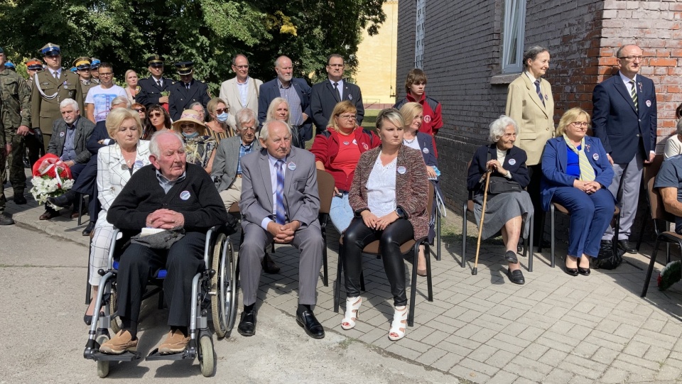 Uroczysta zbiórka i odsłonięcie tablicy pamiątkowej z okazji 100. rocznicy powstania Centrum Wyszkolenia Kawalerii w Grudziądzu. Fot. Krystian Makowski