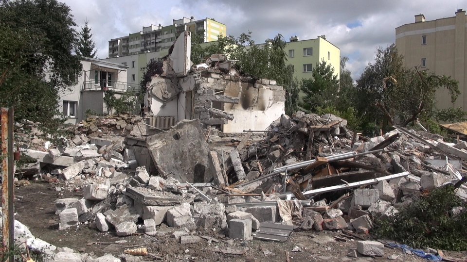 Gruzowisko po wczorajszym (31.08.) wybuchu domu w Toruniu (jw)