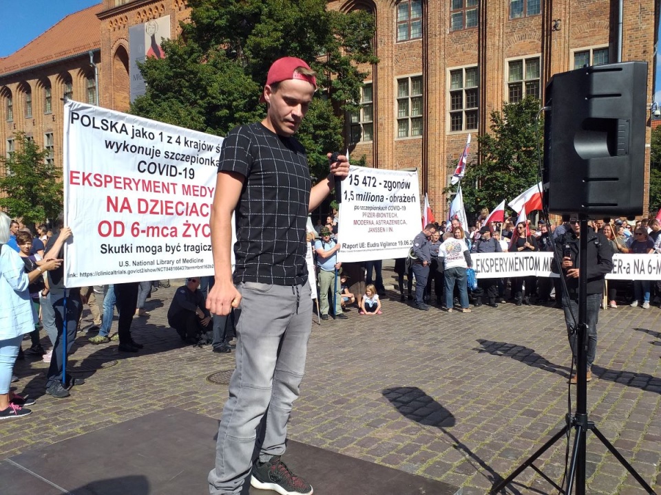 Protest antyszczepionkowców w Toruniu/fot. Adriana Andrzejewska-Kuras