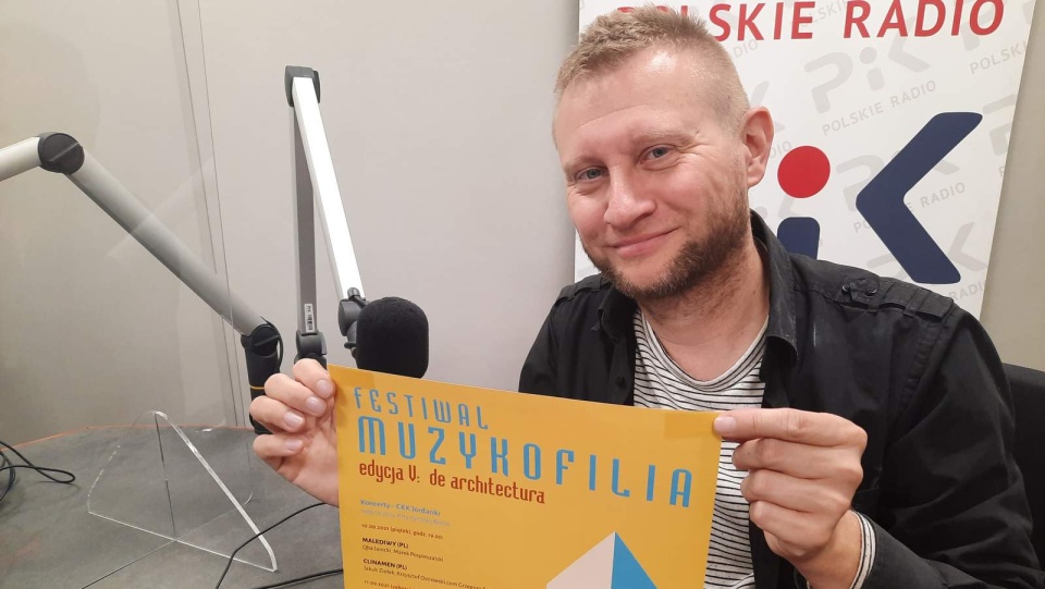 W tym roku tematem przewodnim festiwalu jest architektura - wyjaśnia organizator i muzyk Rafał Iwański. Fot. Iwona Muszytowska-Rzeszotek