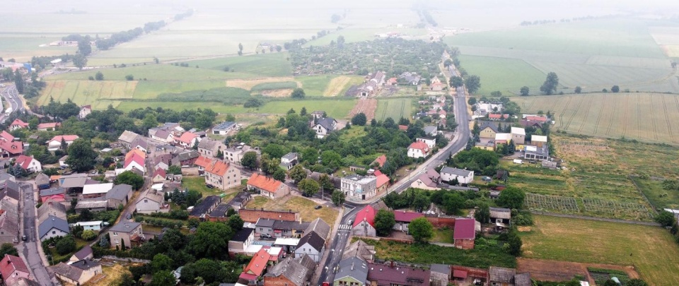 W ramach rządowego Programu budowy 100 obwodnic na lata 2020-30 powstanie sześć nowych obwodnic w woj. kujawsko-pomorskim. Będą to obwodnice Brześcia Kujawskiego w ciągu DK62, Kowalewa Pomorskiego w ciągu DK15, Kruszwicy w ciągu DK62, Lipna w ciągu DK67, Nowej Wsi Wielkiej w ciągu DK25 i Strzelna w ciągu DK15/25. Łącznie powstanie ponad 40 km nowych dróg krajowych w regionie./fot. www.gov.pl