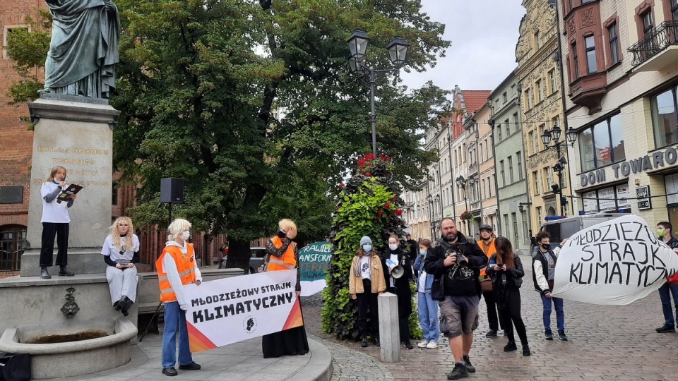 Młodzieżowy Strajk Klimatyczny w Toruniu/fot. Monika Kaczyńska