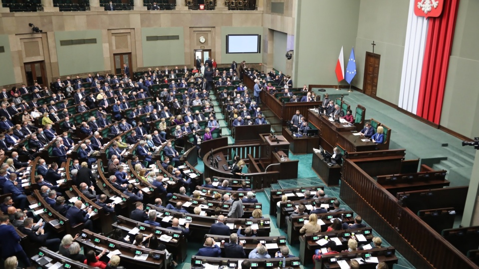 W piątek Sejm uchwalił nowelizację ustaw podatkowych, które wdrażają rozwiązania zapisane w Polskim Ładzie. Fot. PAP/Paweł Olkuśnik