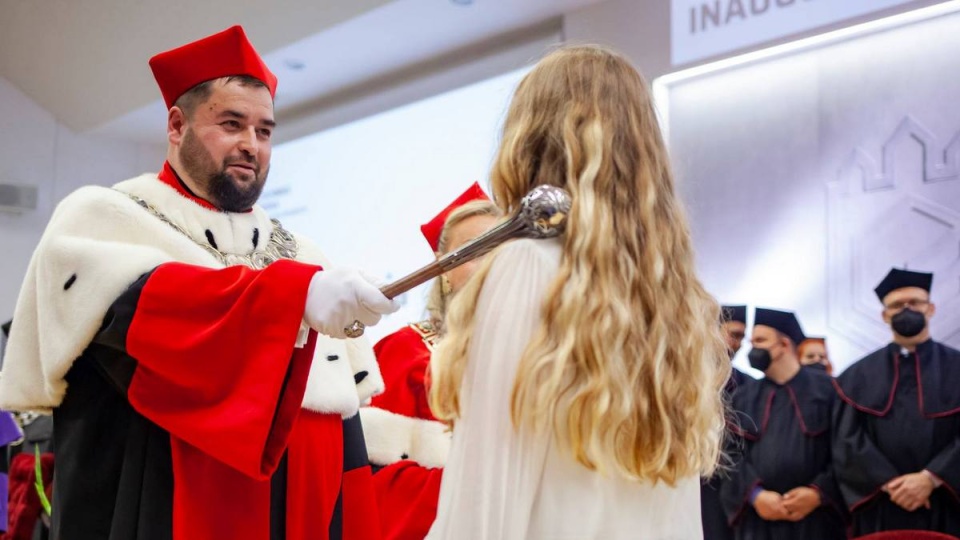 Rektor prof. Marek Adamski podczas inauguracji roku akademickiego na Politechnice Bydgoskiej/fot. materiały uczelni, Facebook