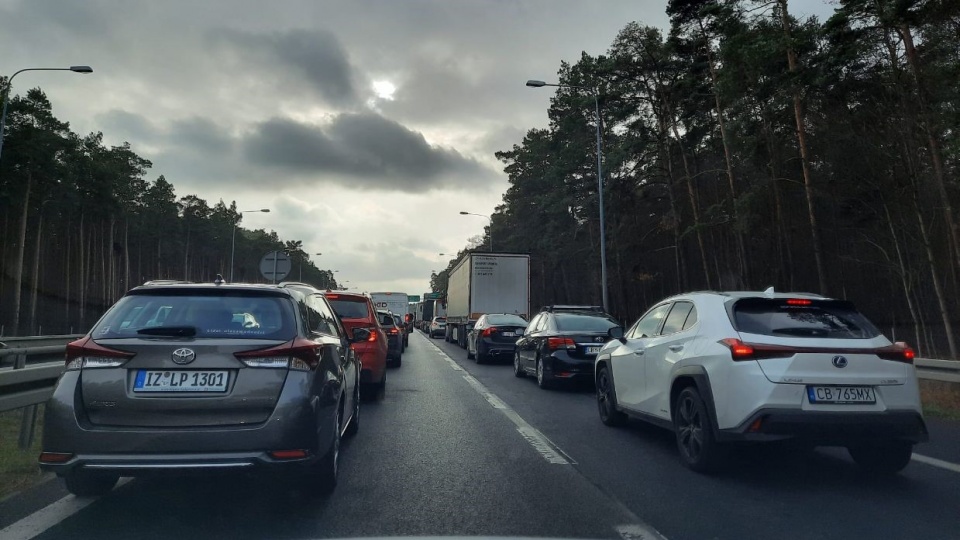 Kierowcy utknęli na drodze między Bydgoszczą a Inowrocławiem./fot. MG