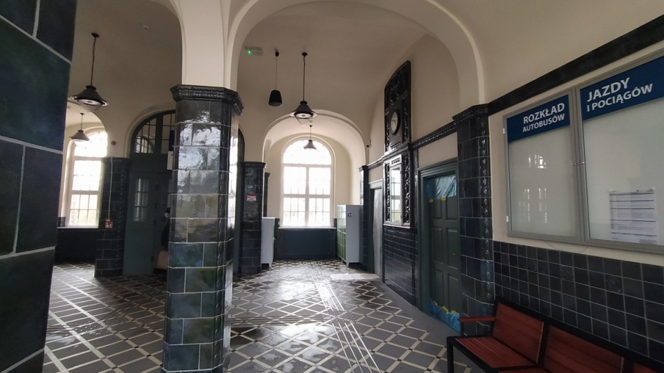 Zakończyła się rewitalizacja zabytkowego XIX-wiecznego dworca kolejowego w Tucholi/fot. Marcin Doliński